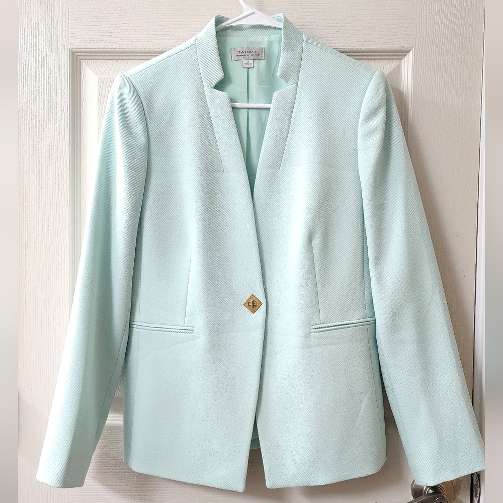 Tahari suit jacket